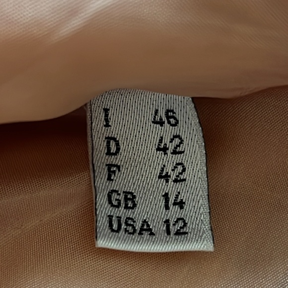 A beautiful, cheap and cheek, Moschino tailored blazer - Picture 8 of 9